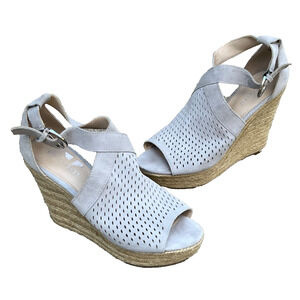 Marc Fisher Sandals Womens 9M Gray Leather Espadrille Laser Cut Wedge Heel Shoes